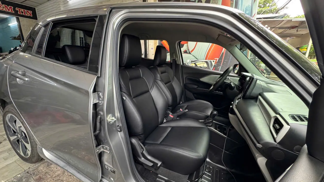 Nội thất Suzuki Swift 2026